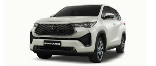Toyota Innova Cross Cà Mau